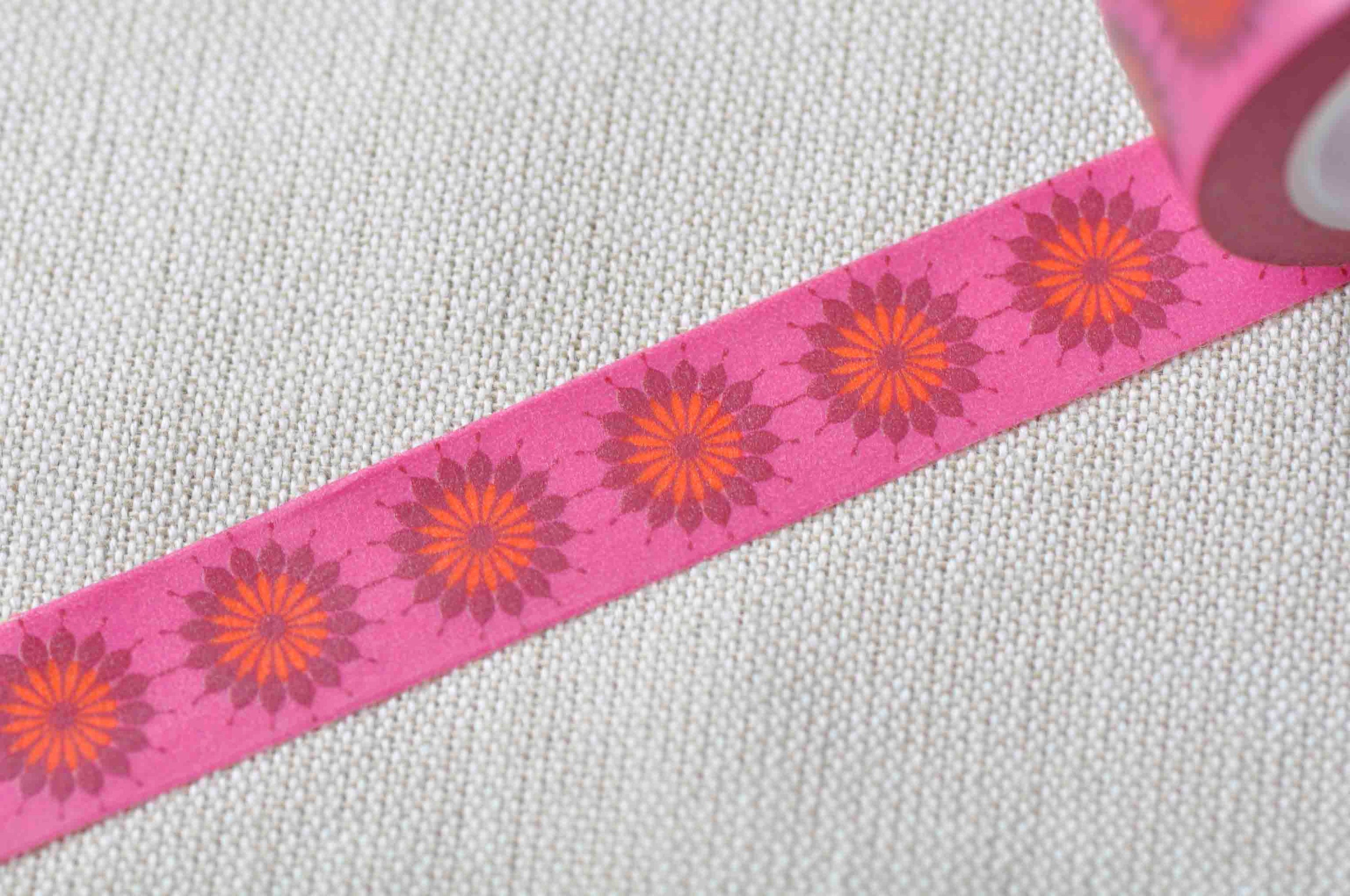 Daisy Flower Pattern Washi Tape Scrapbook Supply 15mm Wide x 10M Roll No.12920