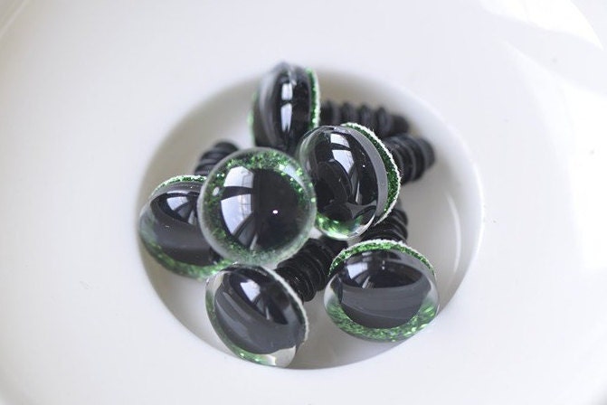 12mm Safety Eyes Green Glittering Eyes/ Amigurumi Animals Eyes / Safety Eyes Come With Washers/ 10pcs(5 Pairs) A Pack