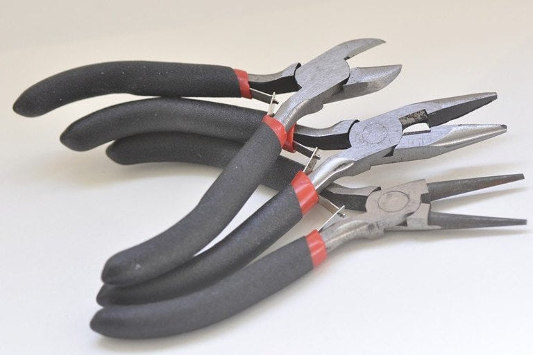 Set of 3 Jewelry Making Pliers Side-Cutting Pliers, Wire-Cutter Pliers and Round Nose Pliers 12cm (5 inches) No.10485