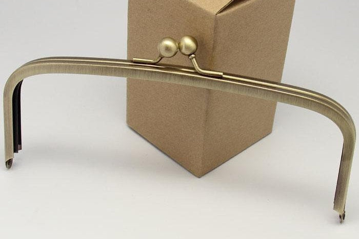 Retro Bronze Handle Purse Frame 20cm x 8cm ( 8"x 3")