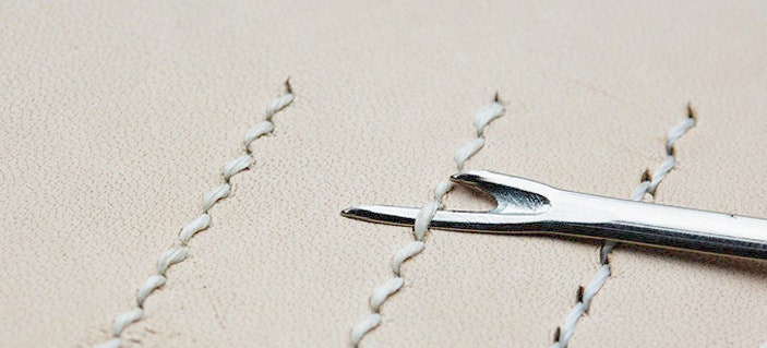 1pc Seam Ripper Thread Cutter Seam Remover With Plastic Handle