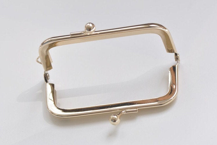 8cm x 3.5cm (3