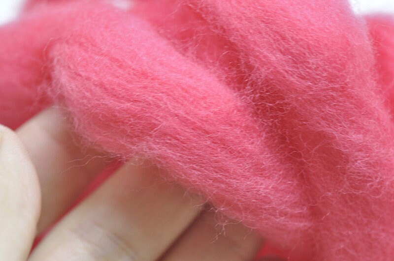 Short Staple Spanish Wool Roving Needle Felting Wool Bundle Red Series 1 oz (30 grams) A Pack