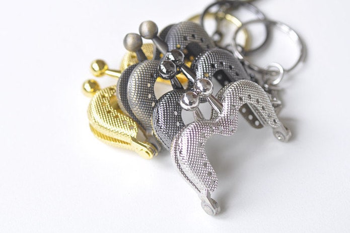 5pcs - 4cm (1 1/2") Mini Purse Frame Coin Purse Frame With Key Chain Pick Color