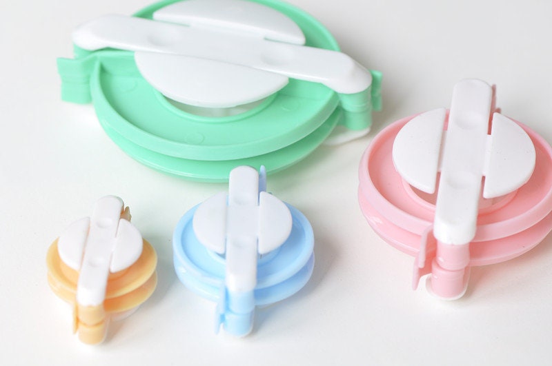 Pom-pom Maker 4pcs A Set 38mm 48mm 68mm 88mm