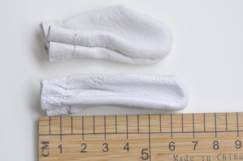 1 Pair White Leather Needle Felting Finger Cots/ Finger Guard/Finger Guard for Needle Felting No.10972