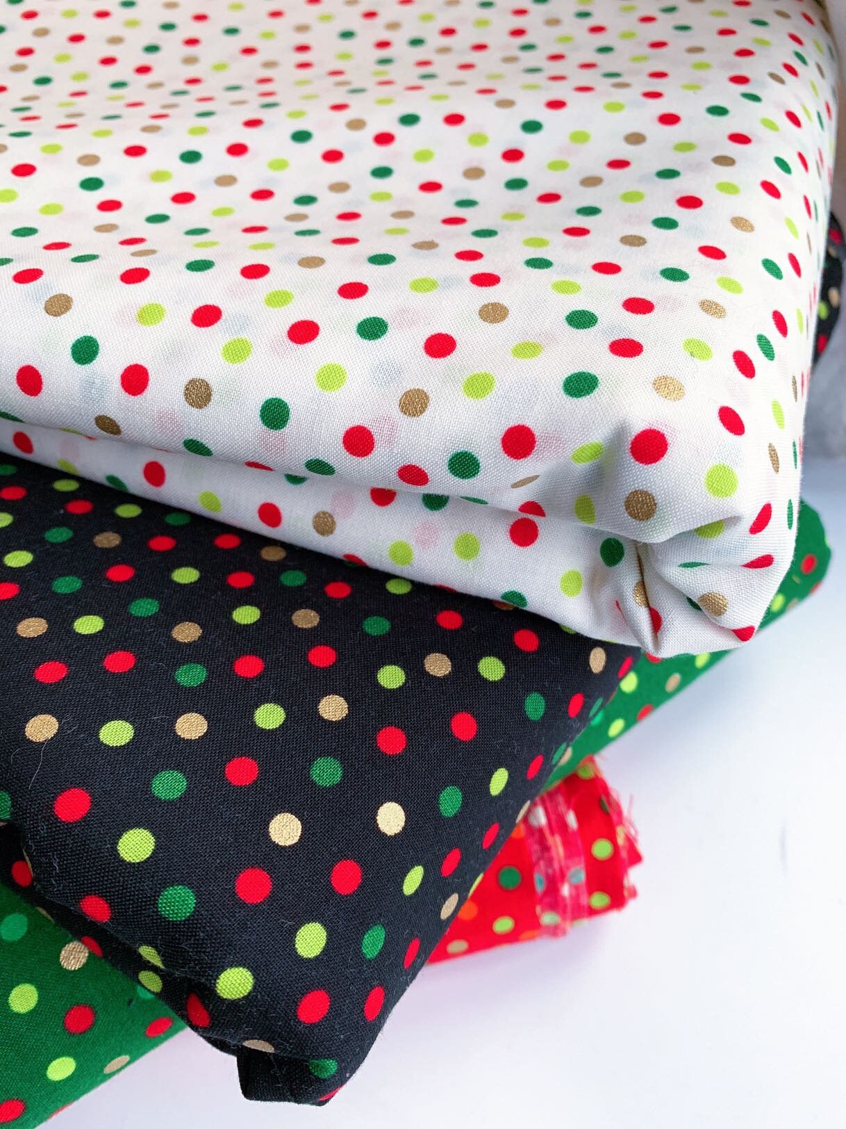 Cute Dots Cotton Fabric Sewing Material 50 x 108cm