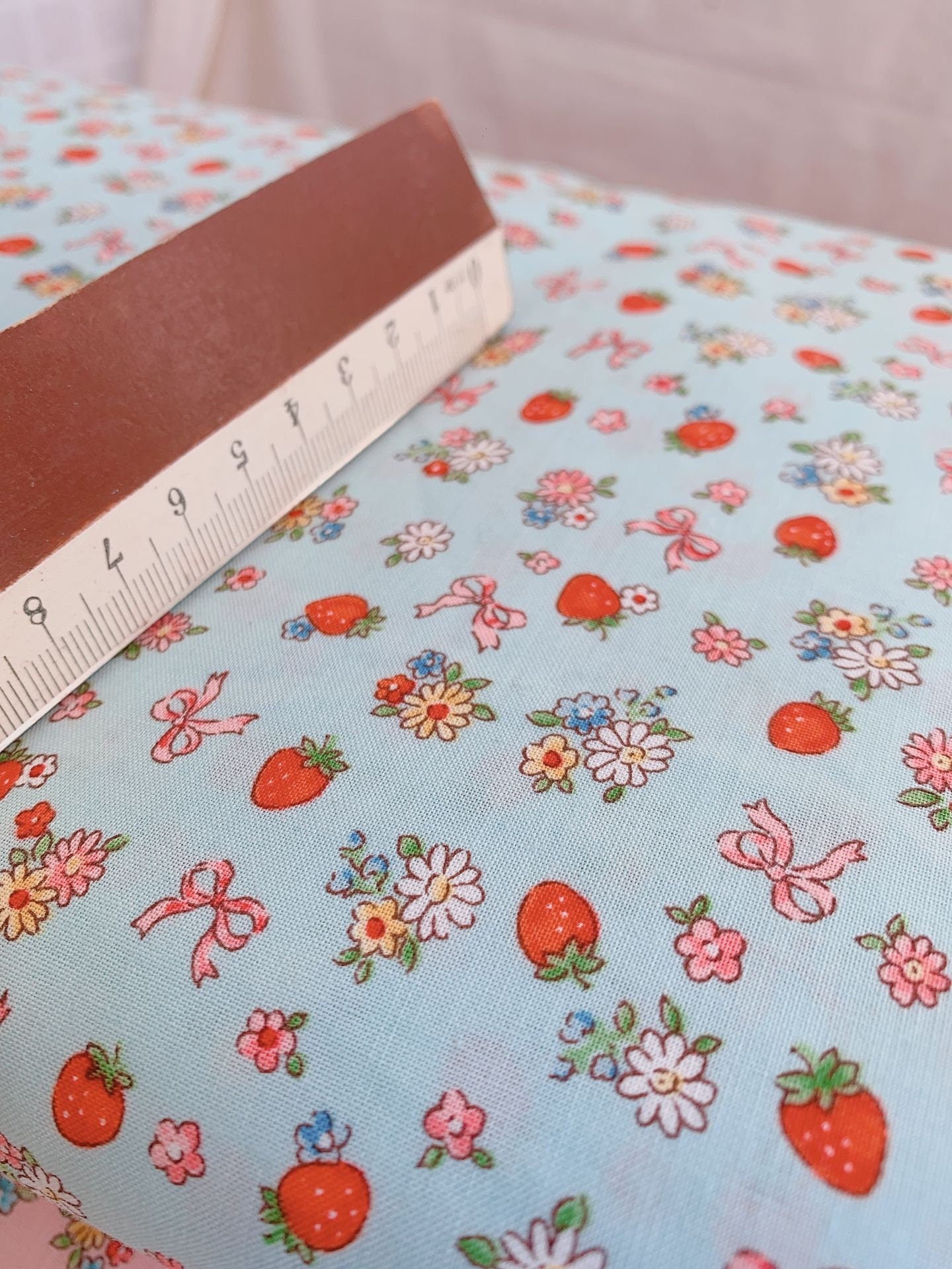 Lovely Girl Cotton Fabric Soft Thin Cotton Fabric Sewing Material 50 x 110cm (19"x43")