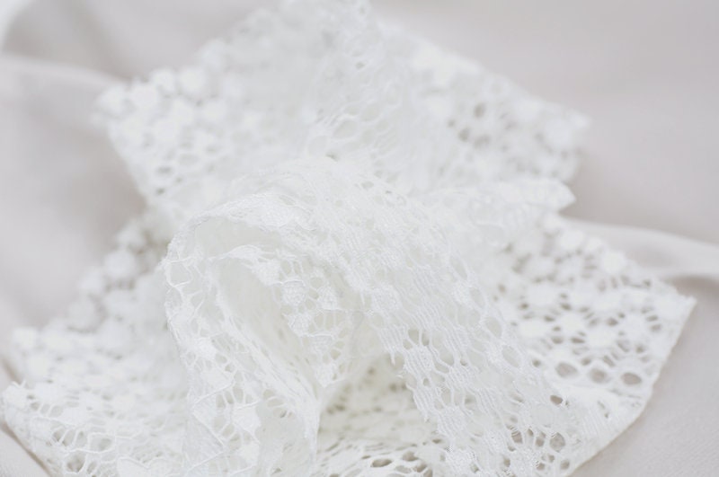 Beautiful Soft White Lace Fabric BJD Dressing Decoration Lace 65mm x 100cm