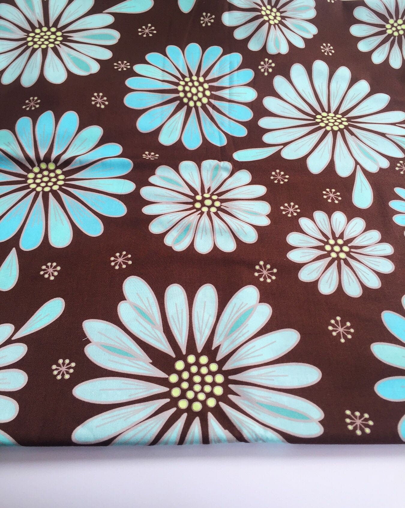 Nature Flower Cotton Fabric Soft Thin Cotton Fabric Sewing Material 50 x 108cm (19