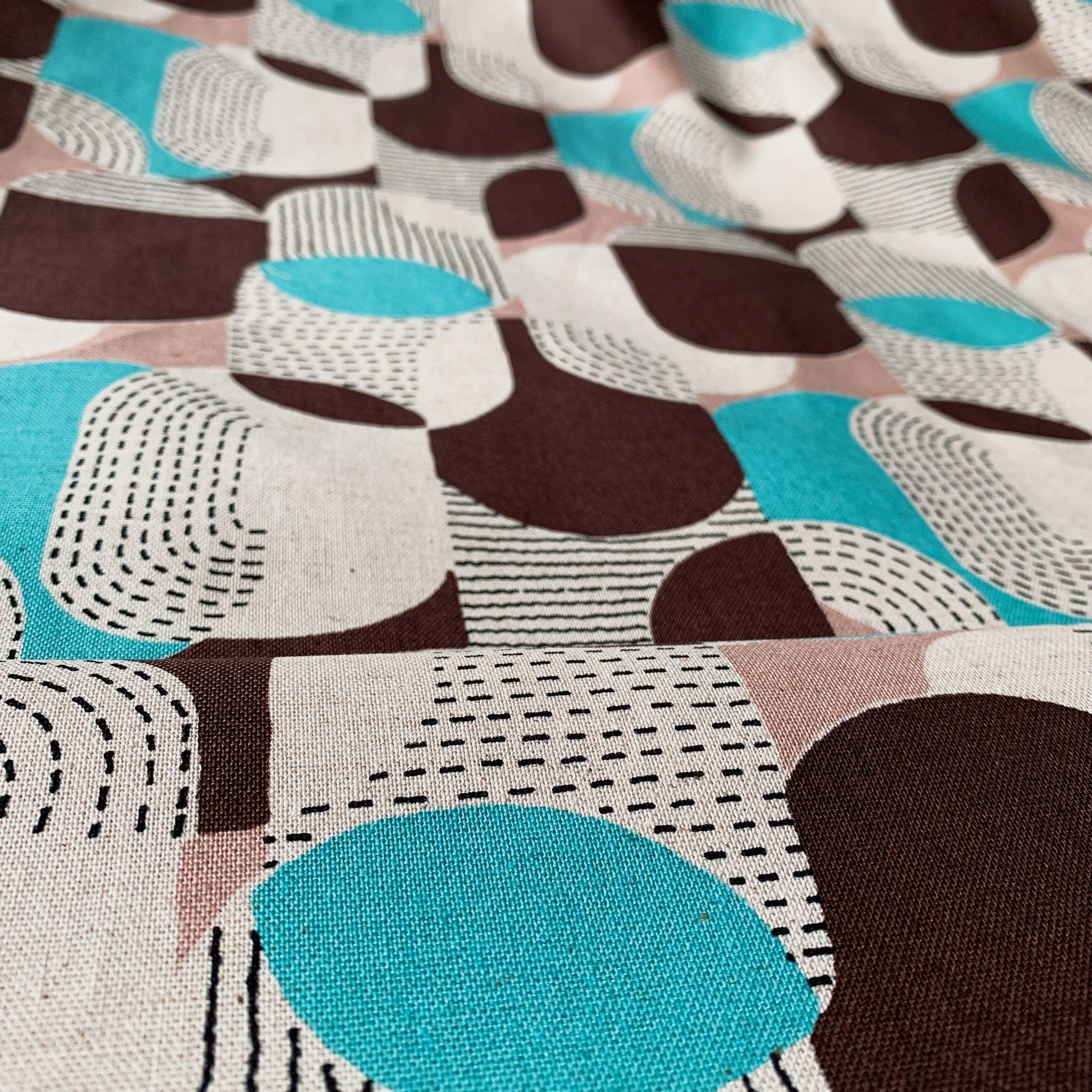 Retro Cotton And Linen Fabric Soft With Natural Pattern 50 x 110cm (19