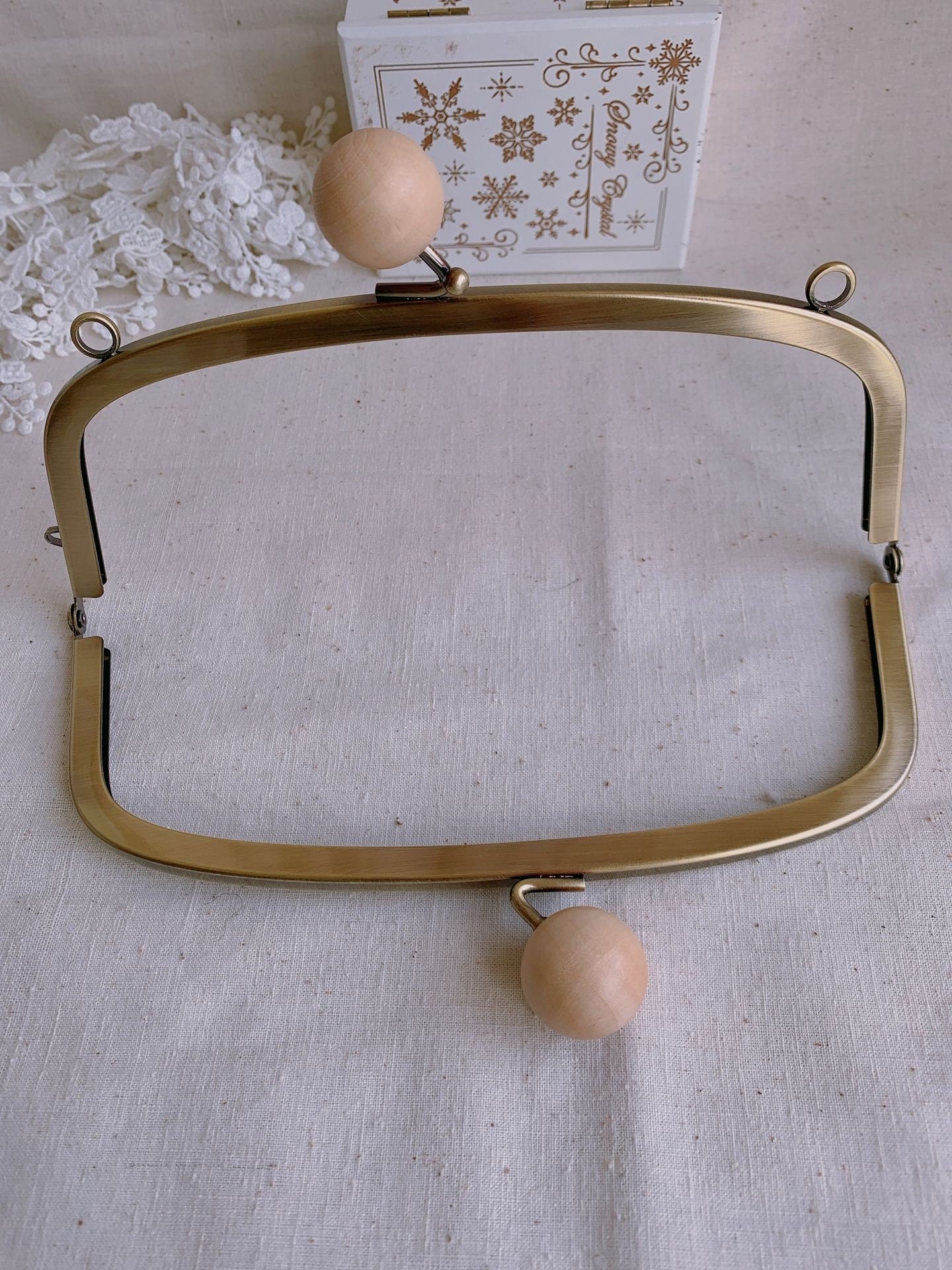 22cm (8")  Purse Frame Glue-In Style With 2cm Wood Closure  22x8cm