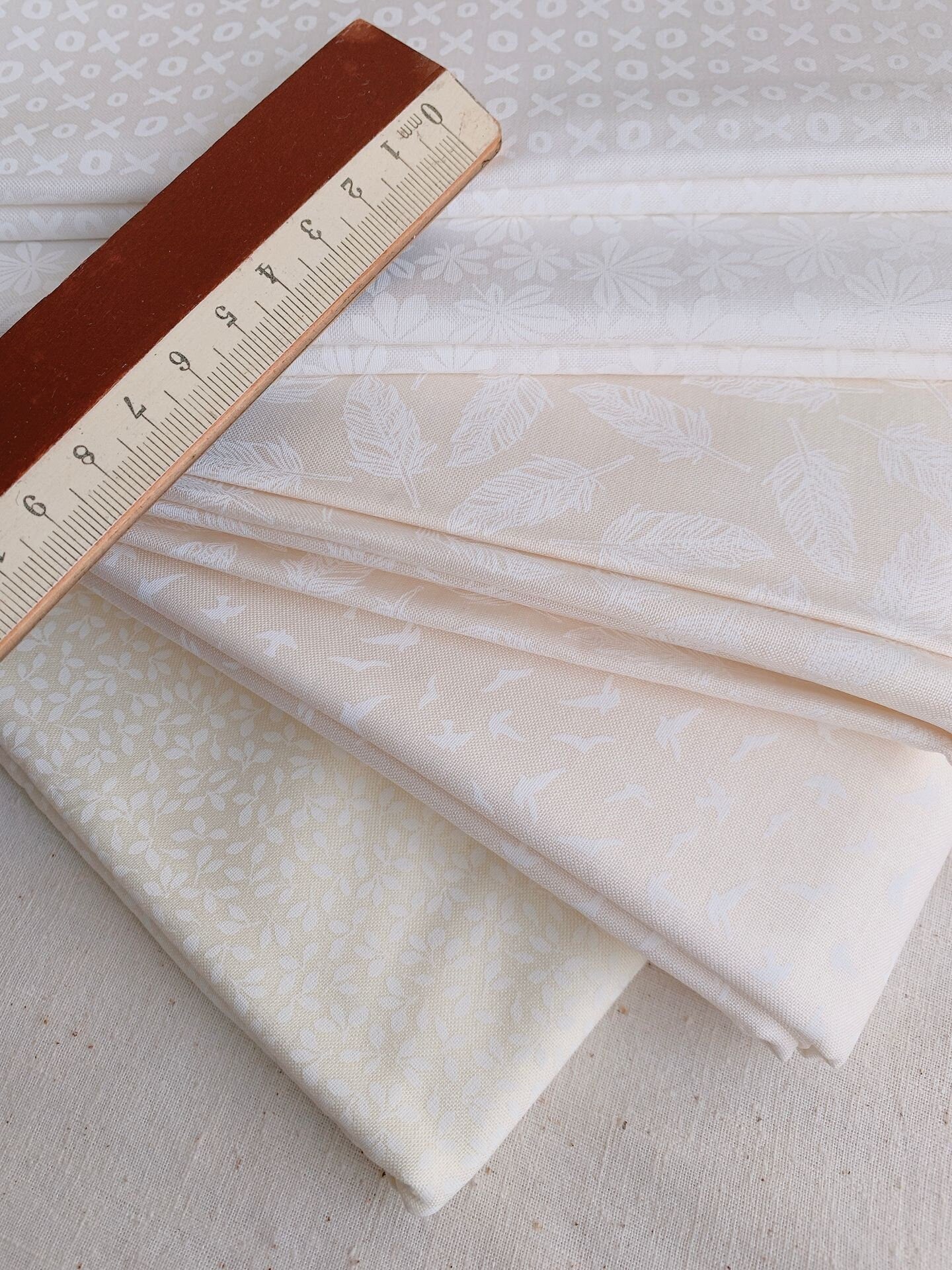 Cotton Soft Thin Fabric 90cm x 110cm Pick Pattern