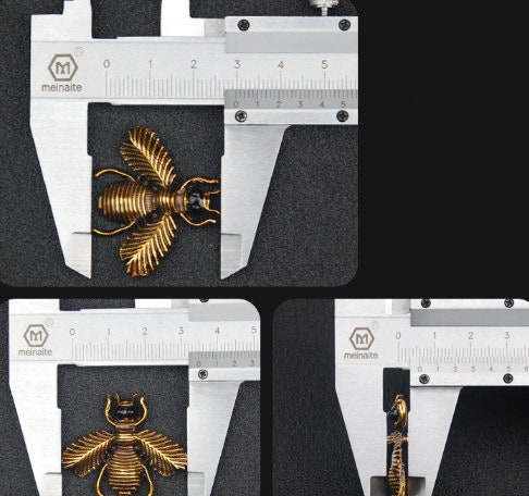 3pcs Bee Button Leather Decoration Button 29.5mmx 34.5mm