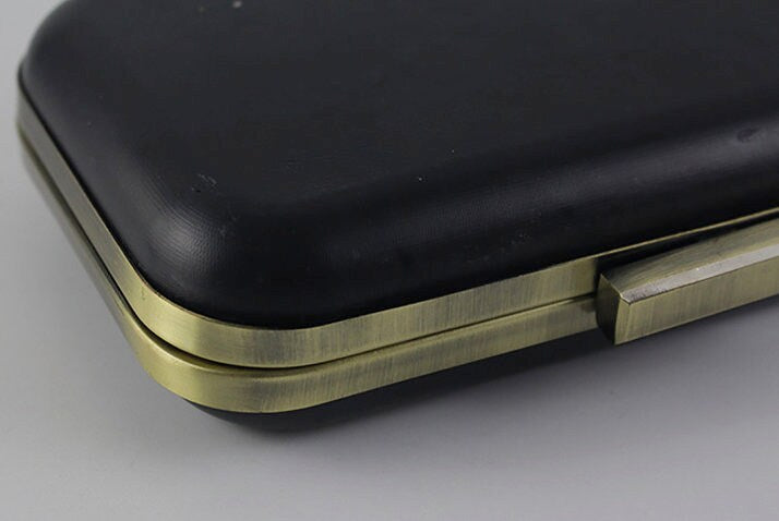 20cm x 11.5cm Box Purse Frame Clutch Bag Glue-in Style Bronze Metal Purse Frame And 2 Pieces Plastic Boxes